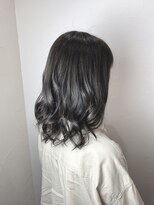 キャラ 池袋本店(CHARA)&nbsp;暗髪もオシャレカラーに♪ネイビーグレージュ【ウルフ/大村】