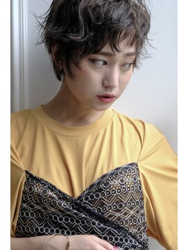 アヴァンスクロス あべのルシアス店(AVANCE.CROSS) 外ハネパーマ×アシメバング