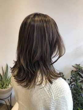 リカモ(ricamo) ハイライトレイヤーミディー