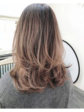 マリアナ(Mariana) 人気No,1★ Marianaインスタ写真コントラスト高めデザインカラー