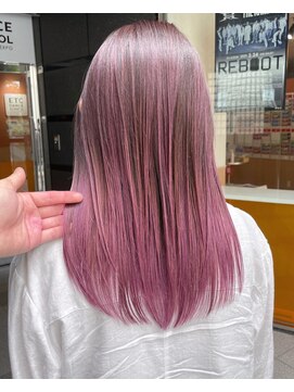 アリア バイ アルティナ(alia by artina) ショッキングパープル×こなれヘア×ハイトーンカラー