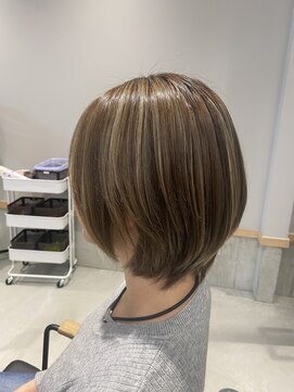 ポラリス(Polaris) 佐賀 ハイライトカラー ショート