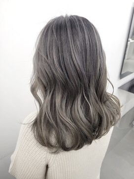 ゴットラトゥール(GOTTO LATOUR) グレージュカラーグラデーションカラーアッシュハイトーン