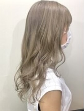 ヒート バイ アンカットラウンジ 渋谷(HEAT by UNCUT&LOUNGE) ☆ダブルカラー/インナーカラー/ケアブリーチ/ハイライト 渋谷