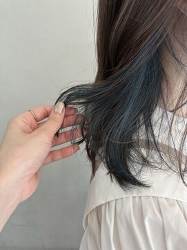 キャンバス バイ ネオリーブ 横浜西口(Canvas by neo.) インナーカラー イヤリングカラー ブルー ブルーグレー 横浜