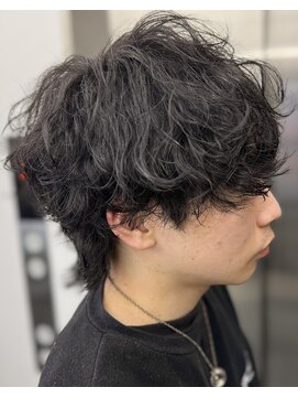 シャドウパーマ