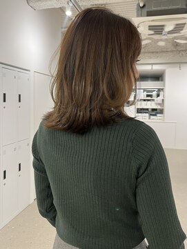 ノウハウ タニマチ(KNOWHOW tanimachi) ふわっとレイヤー/くびれミディ/ベージュカラー