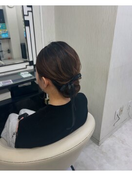 ベルグロー(BELLEGROW) アップヘア/お呼ばれヘア/キレイめスタイル