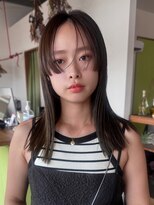 ソーイ(sowi)&nbsp;ステップカット×ベージュブラウンカラー@sowi_abe