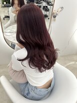 イオエ(ioe) ミディアムレイヤー/ツヤ髪スタイル/グレージュ/ショートボブ