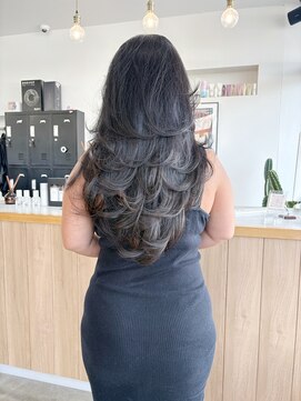 ウィリーベル 沖縄(WILLIE BELLE) バタフライカット