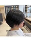 ショートボブ