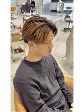 タブーアイ(TABOO.i) 【men's】フェザーショート×ゴールドハイライト