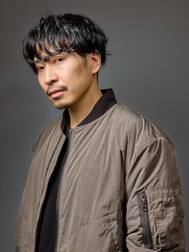 ラヴィ ニュー スタンダードバーバー 浜松町(LAVIE NEW STANDARD BARBER) 色気のある気取らないパーマスタイル＜理容室＞
