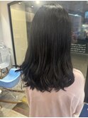ツヤツヤ暗めグレージュ