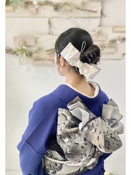ヘアセットサロンエッジ(Edge) 二十歳のつどいにリボンだらけのアレンジヘア