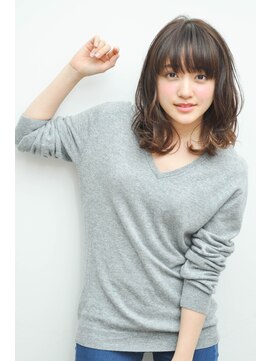 トロワ(Trois) ロブ×フレンチアッシュ