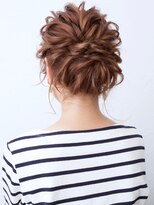 フィオ(fio)&nbsp;【fio　フィオ】編み込みアップスタイル