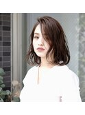 ミディアムボブ/艶ブラウン/パーマ/ワンカール［荒田］