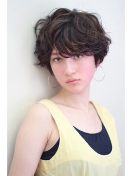 クーエフー(coo et fuu) 20代30代小顔ひし形デジタルパーマショートカットレイヤー