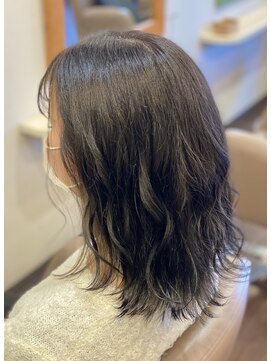 ミュウ(Private hair salon Miu) シルバーブラック（イヤリングカラーベージュ）