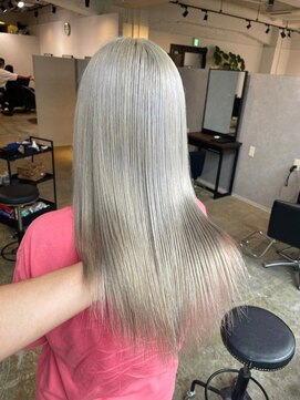 メリー オオサカ(Merly Osaka) シルクのような艶ハイトーン_ホワイトベージュカラー_