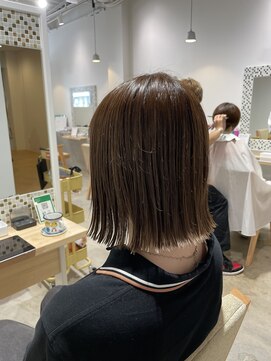 コレット 宇都宮(collet Gigi) 前髪/マチルダボブ/ピンクベージュ/インナーグレージュ/ボブ