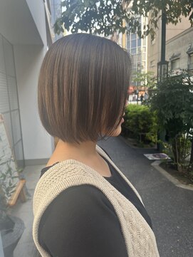 ロイド(Royd.) シンプル艶ボブ