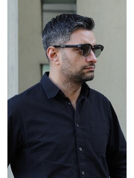 ザマンニューヨーク 南麻布店(THE MAN NewYork) 海外大人アップバングフェード:大村 大心