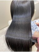 【美髪矯正で再現性100%艶髪】美容室の仕上がりと同じクオリティ