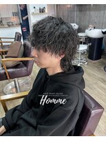 オムファミーユラグ(homme, famille raugh) マッシュウルフ×波巻きスパイラル