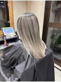 バレイヤージュ、ハイライト、レイヤーロング、グレーベージュ
