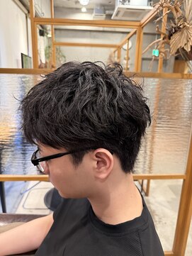 ガイ ラタン ウエスト(GUY lattan west) スパイキーショート