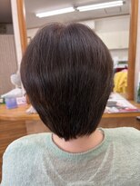 ヘアーズ サエミ ショートカット&ヘアカラー