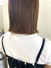 スーパーカット キタサンジュウニショップ(SUPER CUT KITA32SHOP)&nbsp;艶カラー　切りっぱなし　ミントベージュ