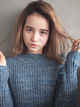 コス(kos) スモーキーベージュ