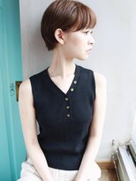 バース(BIRTH)&nbsp;天神【BIRTH】耳かけシンプルマッシュ×フォギーベージュ