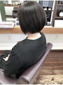 ナチュラルな丸みのショートボブ