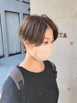 アムリタ 三鷹(AMRITA)&nbsp;耳掛けハンサムショートボブ