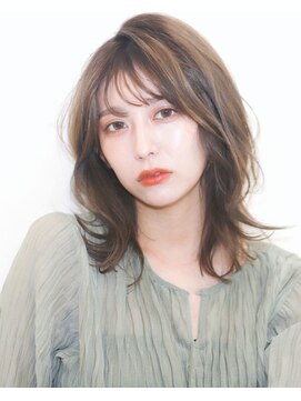 ジェニーバイメノン(JENNIE by Menon) おしゃれ女子 ウルフヘアー ゆるふわ 前髪