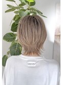 ミルクティーベージュ×ショートウルフ
