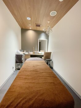 イタクラ 鳥屋野店(ITAKURA)の写真/≪専門のエステティシャン所属サロン≫専用の個室(エステルーム)で、日常の喧騒から離れリラックスできる◎