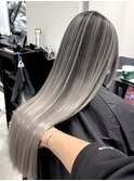 バレイヤージュ　ハイライト　白髪ぼかしハイライト