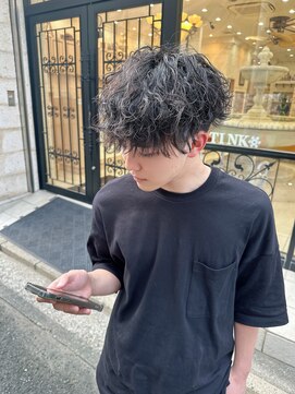 ティンク 横須賀中央(Tink) 縦落ち＋波巻きパーマ