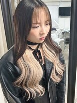 アフィナー(Afinar) 【横浜/横浜駅】白金インナー×ゆる波ウェーブ