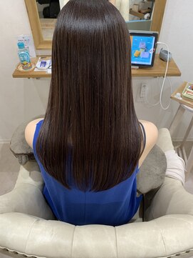 ミネット(Minetto) 王道ツヤ髪ストレート