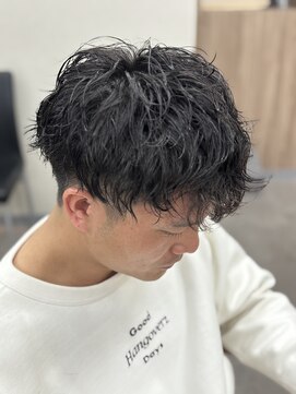 スウェル 稲毛店(Swell) MEN’S HAIR/サーフカール/刈り上げセンターパート/稲毛