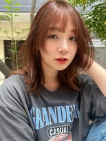 ボヌールウメダ(Bonheur UMEDA)&nbsp;イエベ肌に似合う桜ピンクベージュくびれミディアムレイヤー