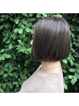 ハウオリ ヘアーワークス(Hauoli hair works) 細ハイライトボブ