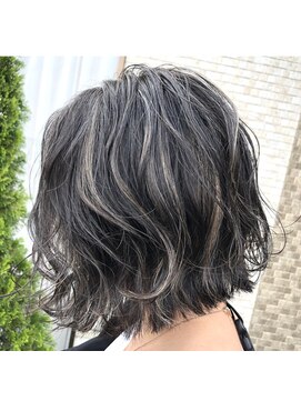 ウル(uLu.) 【立体感】ボブ×3Dハイライトカラー☆